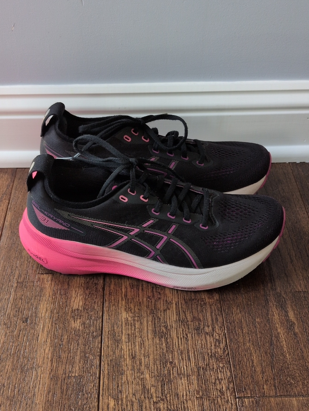 Asics Women's Gel Kayano 31 Running Shoes Size 10 Black Pink